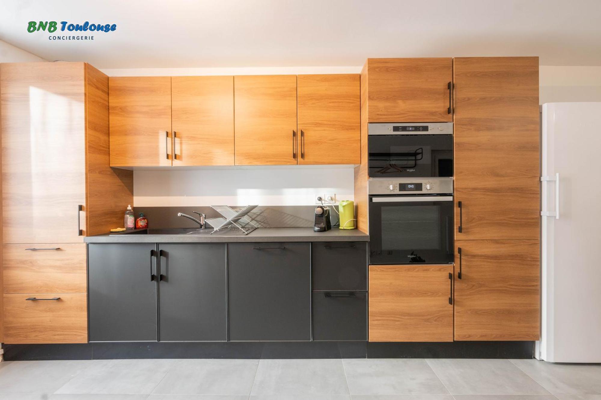 Appartement Bnb Toulouse - Le Gaston Douillet - Clim - Wifi - Plein Centre Tournefeuille